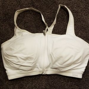 Victoria's Secret Incredible Front-Close Bra